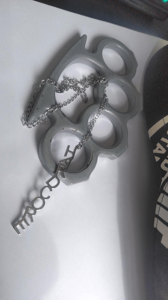 Collier Hardcore 